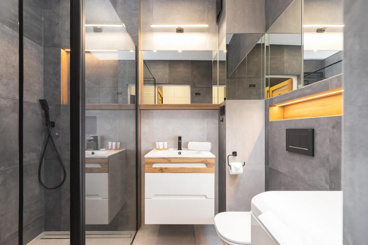 Lema Apartment Near Tauron Arena By Renters Prestige Krasków Exteriör bild