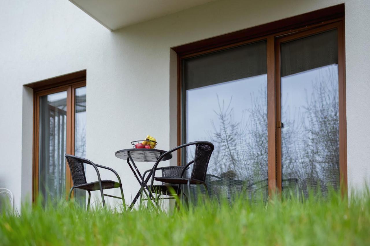 Lema Apartment Near Tauron Arena By Renters Prestige Krasków Exteriör bild